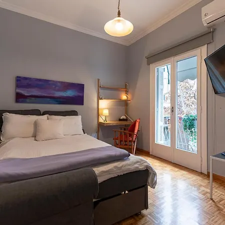 Apartment Livanos Charming Steps From Metro *